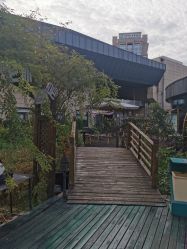 -梦田都市农场(银泰城店)
