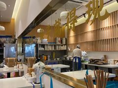 -李与白包子铺(桐梓林店)