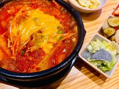 石锅部队火锅-喜来稀肉(北外滩白玉兰广场店)