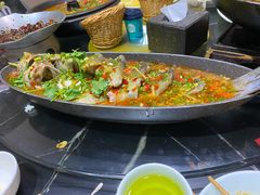 -自贡盐帮菜·玩辣餐厅(樱花园西街店)