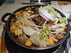 -运气牛自助酱大骨火锅(南京东路店)