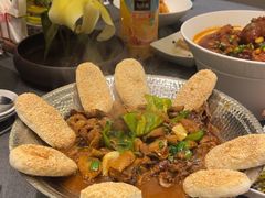 -江宴渔村·鱼鲜土菜(紫荆广场店)