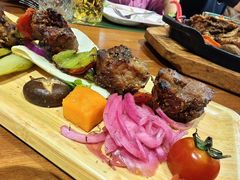 -米德维奇俄式西餐厅(西六道街店)