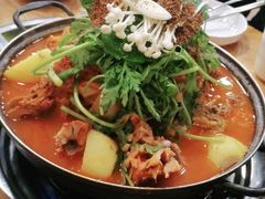 -喇喇排骨火锅·传统韩式脊骨汤(望京西园总店)