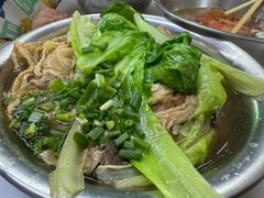 -肥佬良扣肉粉面店(梧州总店)