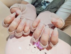 -花系美·美甲美睫精品店