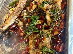 -鸣记脆皮烤鱼·海鲜烤鱼(三八广场店)