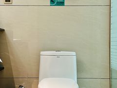 -华海酒店(茂名高铁站店)