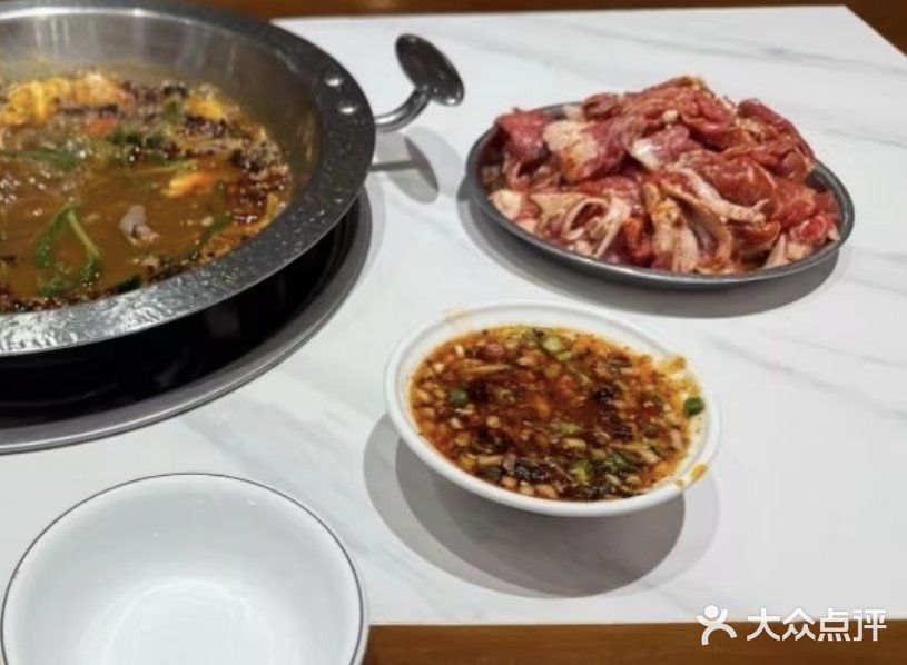 寻甸老坛酸菜牛肉，解锁冬日味蕾新秘境！🔥✨