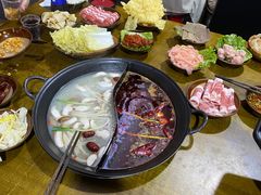 -乖嬢嬢重庆老火锅(南联店)