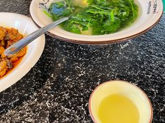 豆尖豆腐汤-海韵人家.海景花园经典云南菜(双廊店)