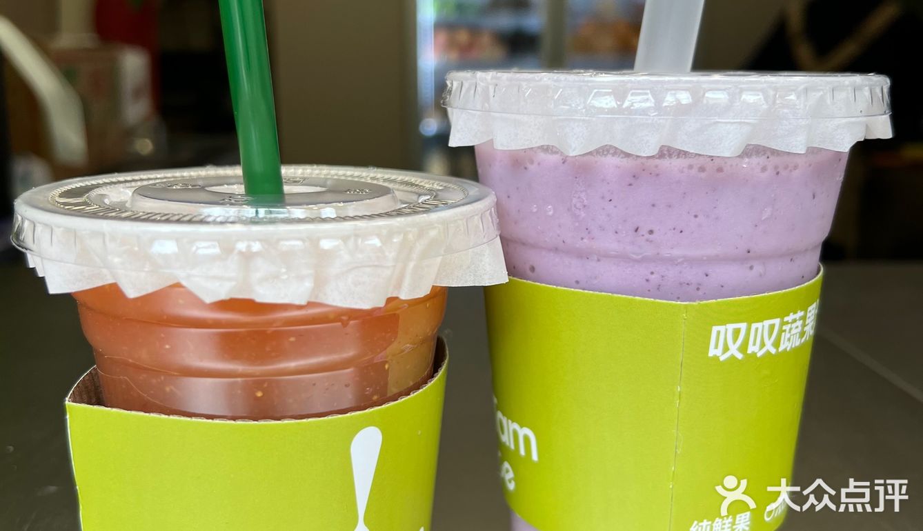 步行街旁的叹叹蔬果汁,好叹~