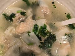 骨汤虾肉馄饨-阳阳中国饭(北京荟聚店)