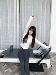 -Y+普拉提·轻抗阻·女子塑形