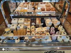 -秋田满满烘焙店