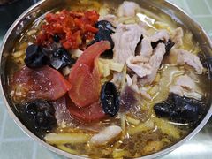 -红鼻子桂林米粉(金唐新光界店)