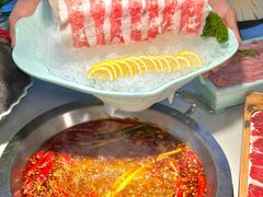 -茅草房·河畔园林火锅