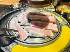 -GOGIYA·咕叽吖韩国传统烤肉店(东方新天地店)
