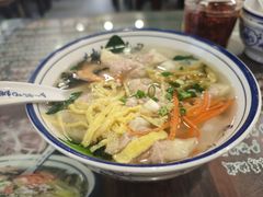 鲜肉馄饨-长人馄饨铺(解放街店)