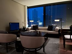 上海璞丽酒店豪华套房-客厅全景-上海璞麗酒店