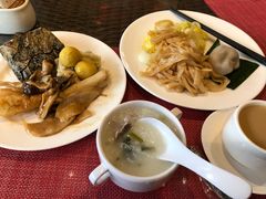 -三英温泉度假酒店-自助餐厅