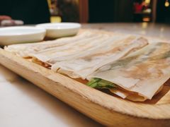 葱包烩儿-弄堂里(西溪龙湖天街店)