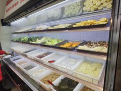 自助取餐区-牛知府云南菌汤鲜牛肉火锅(肖家湾店)