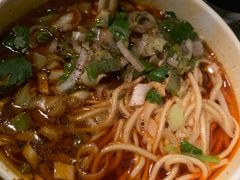 -薛记襄阳香辣牛肉面(平安路店)