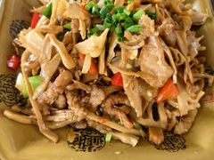 -朗妈私房菜(婺女州店)
