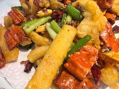 -巧克力渔家.小船海鲜胶东菜(万平口店)