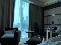 -苏州金鸡湖中茵皇冠假日酒店