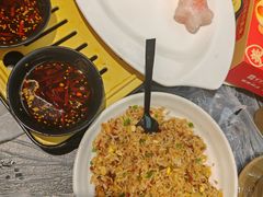 -肥肥虾庄·金牌油焖大虾(东湖欢乐谷店)