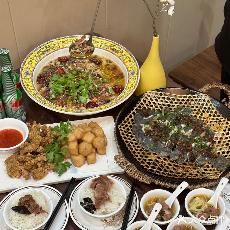 晋江！本地人都推荐的大排档。z