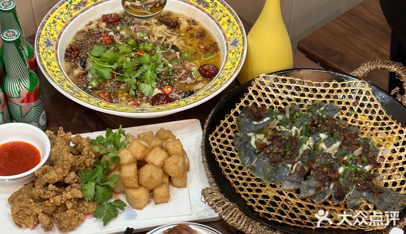 晋江！本地人都推荐的大排档。z