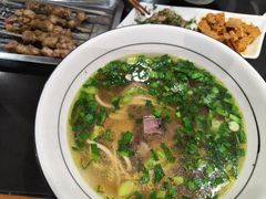-杨记清芳牛肉拉面(宝龙广场店)