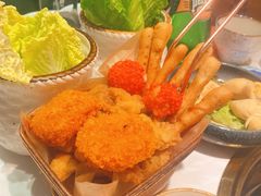 炸物拼盘-牛人日志·鲜牛肉骨汤火锅(万科里瑧店)