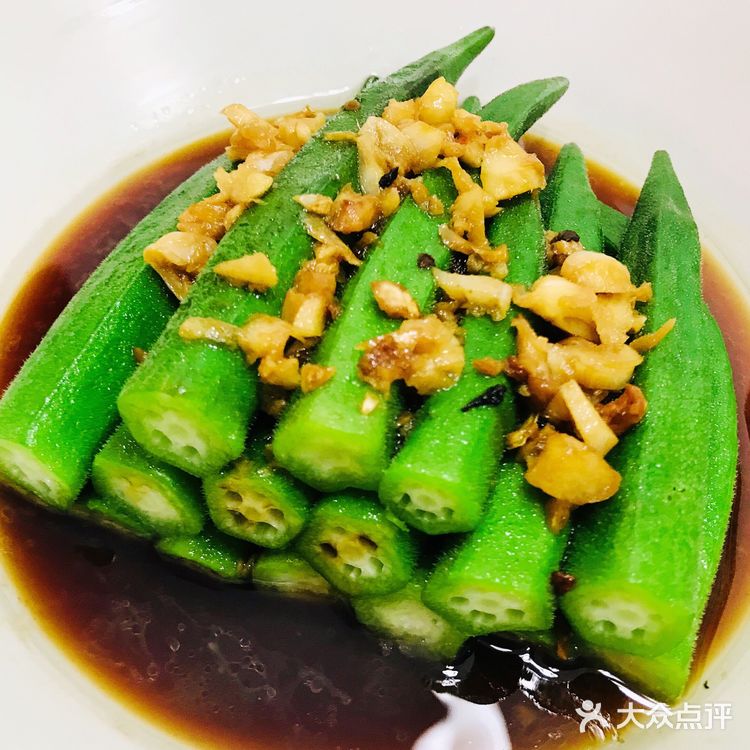 减肥又健胃肠的蒜蓉秋葵，一口停不下来！