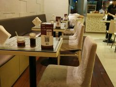 -麦谷轻餐(郑记粥铺金汇店)