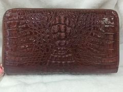 -爱革·洗衣改衣·洗鞋修鞋·洗包修包·奢侈品护理(宝地广场店)