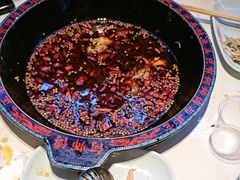 -何师傅美蛙鱼头(汉街店)