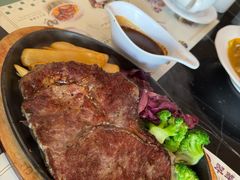 鐵板牛扒-翠华餐厅(百老汇店)