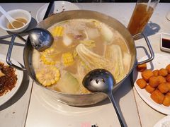 -肥仔文澳门猪骨煲(南京西路店)