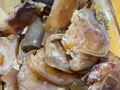 -黄利砖万峰林布依特色酸笋牛肉馆