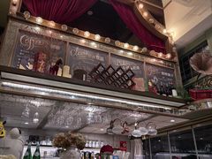-玛格萝妮比萨屋(四平店)