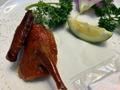 脆皮爆汁乳鸽-酒蜻蜓·庭院私房菜(天元东路店)