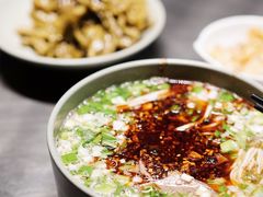 -臻老板牛肉面(光华路SOHO店)