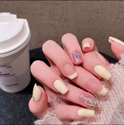 -莎拉美学·美甲美睫