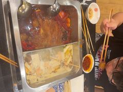 -百年川椒重庆老火锅(光谷店)