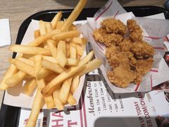 -The Habit Burger Grill 哈比特汉堡(爱琴海店)