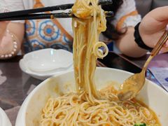-莱莱小笼·乔艾